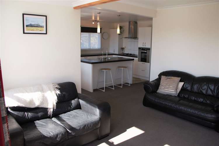 38 Reid Crescent Allenton_5