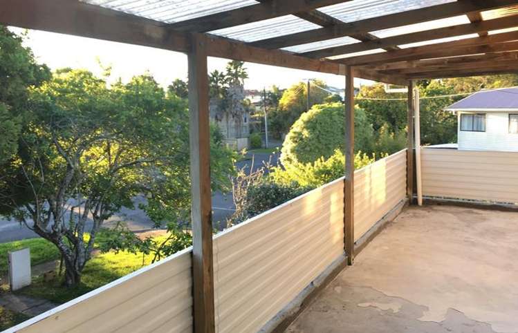 14 Gardner Avenue New Lynn_13