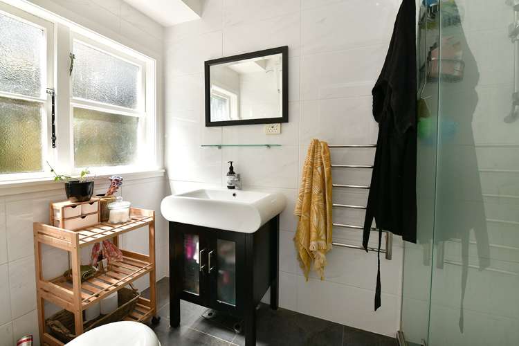 25 Downer Street Helensville_14