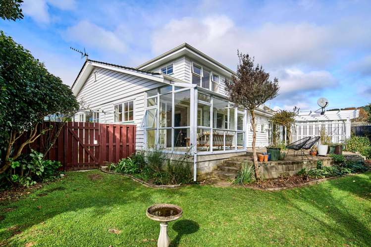 11 Mckeefry Grove Tawa_18