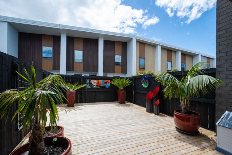 8 Arvo Lane Hobsonville_16