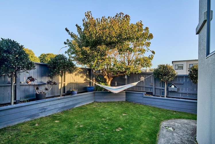 2 Toms Road Titahi Bay_1