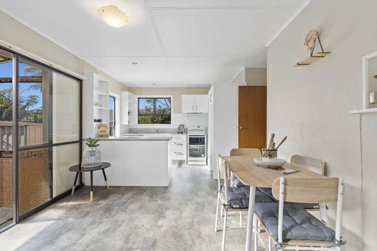 8 Hughson Street Waitara_5