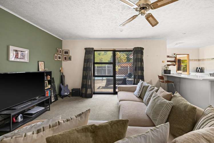 29 Lowther Place Taradale_2