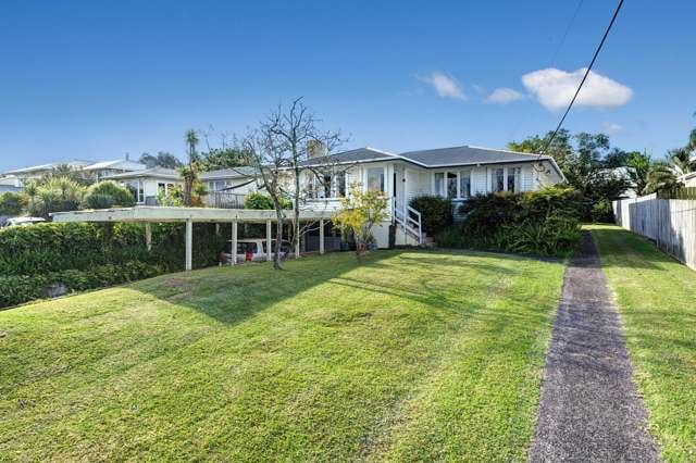 8 Coniston Avenue Te Atatu South_2