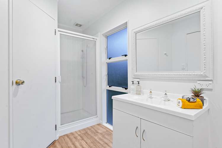 1/67 College Road Northcote_11