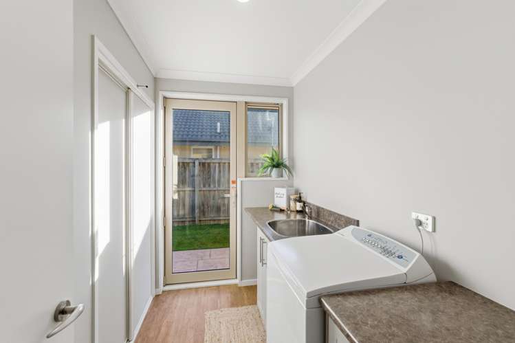 25 Applefield Court Northwood_20