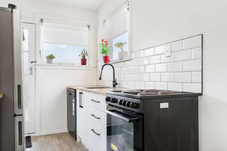 4/37 English Street_4