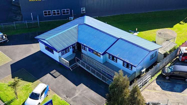 130 Main Road Kumeu_14