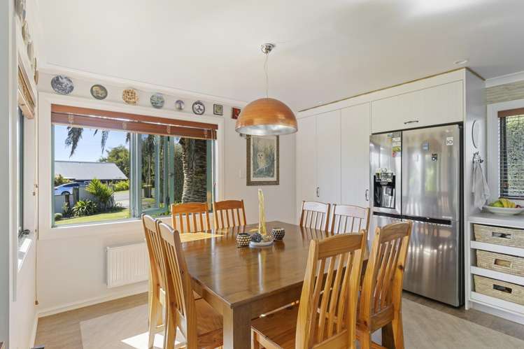 128 Wairau Road Oakura_11