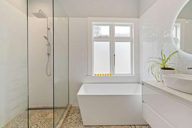 210 Oriental Parade Oriental Bay_23