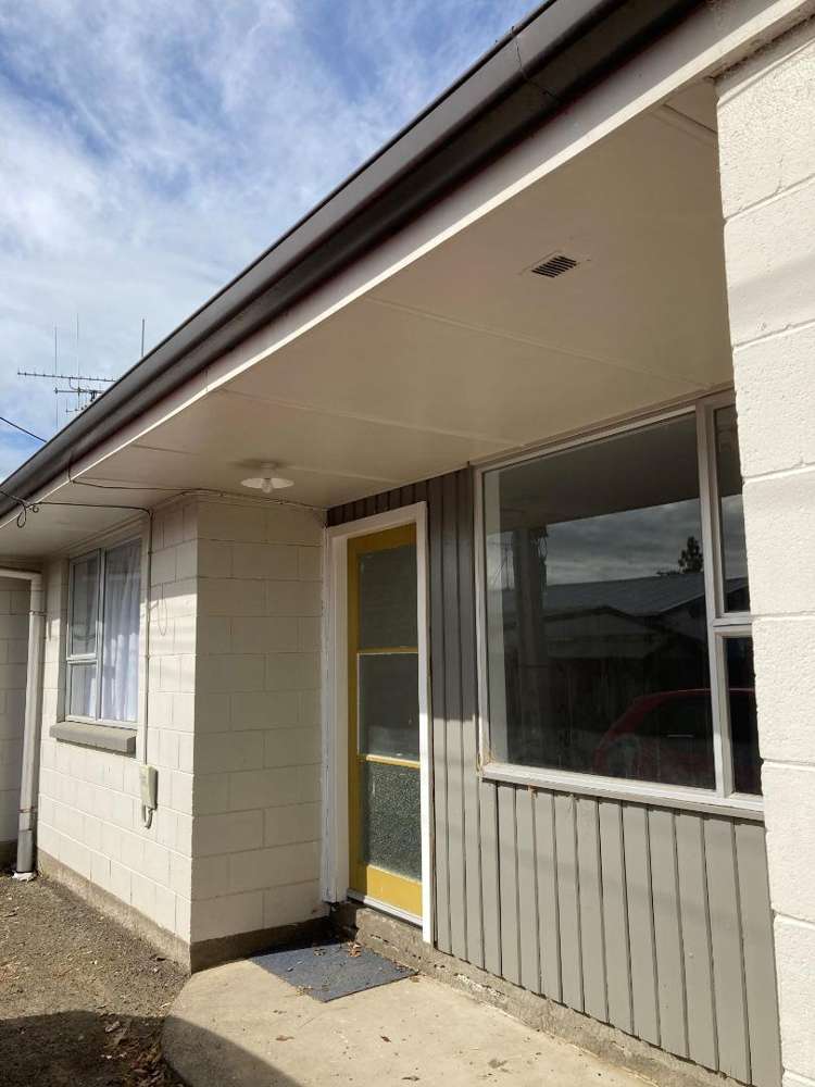 1/4 Inverness Avenue 1076_0