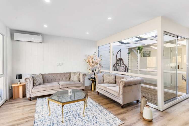 1/8 Wilbur Place Pakuranga Heights_13