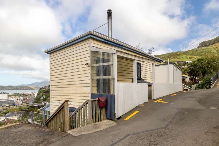 13 Cunningham Terrace Lyttelton_18