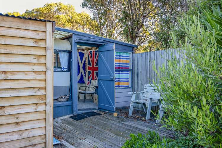 8 Chamberlain Avenue Amberley_14