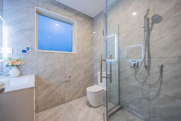 245d Hill Road The Gardens_36