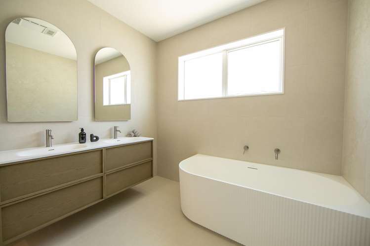 49 Symes Drive Red Beach_8