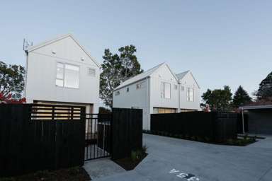 135 Grace Road_3