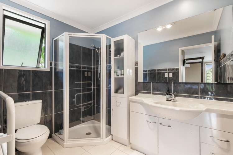 17 Mull Place Wattle Downs_15