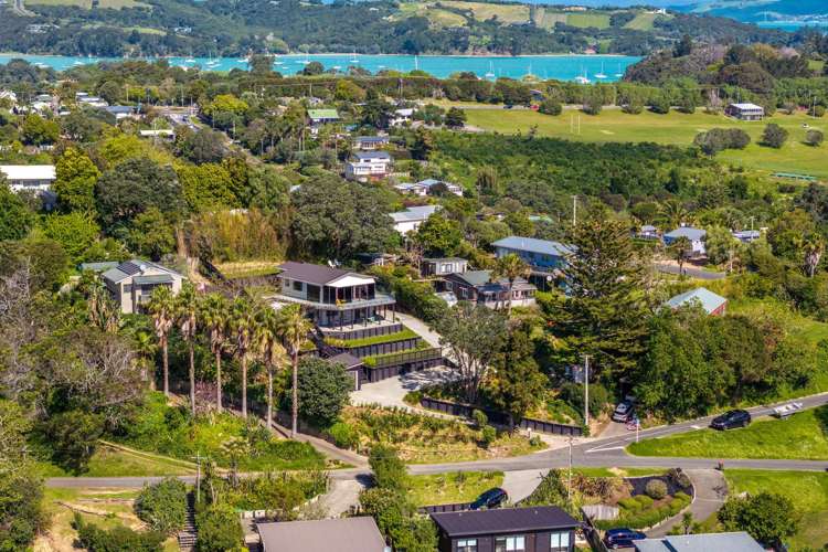 16 Ocean Road Surfdale_25