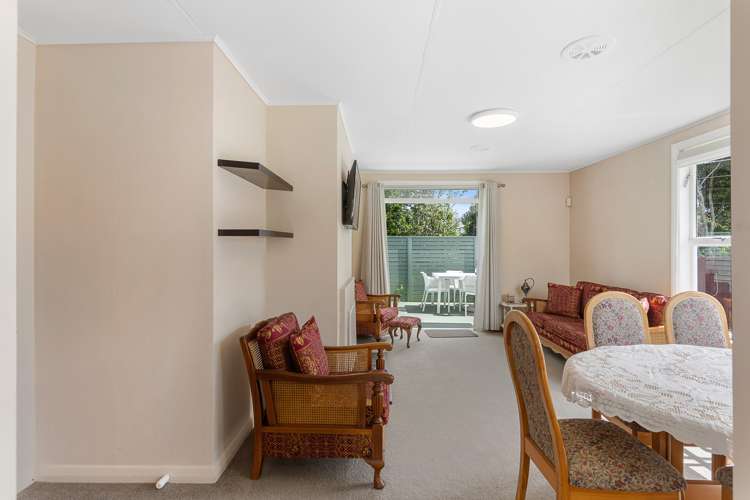 29 Coates Crescent Panmure_14