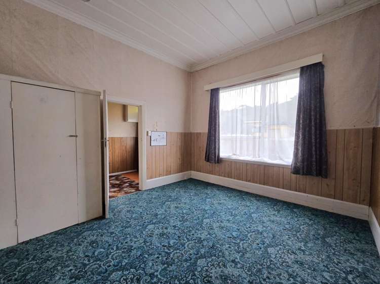 249 Sewell Street Hokitika_8