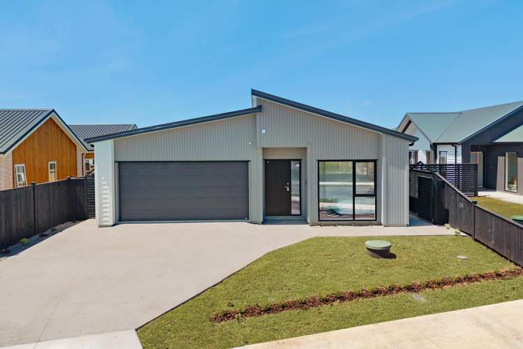 9 and 13 Arahi Road_1