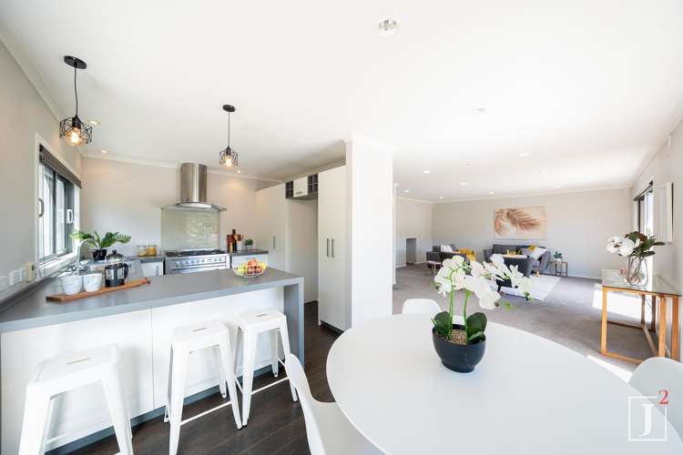 19 Court Road Tawa_5