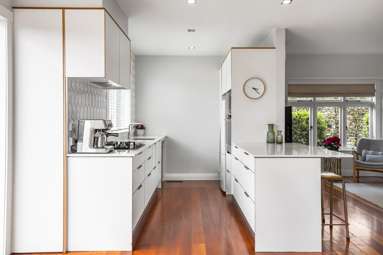 5 Mount Roskill Road_4