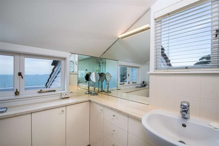 31 Clifton Road Hauraki_12