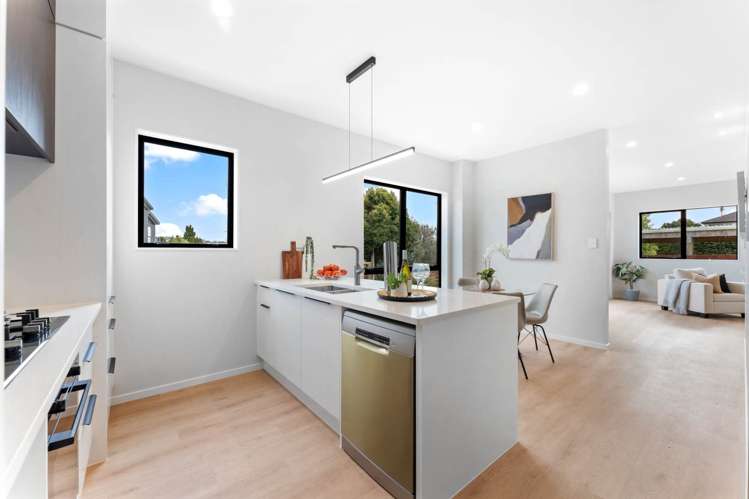 76A Bond Crescent Forrest Hill_9