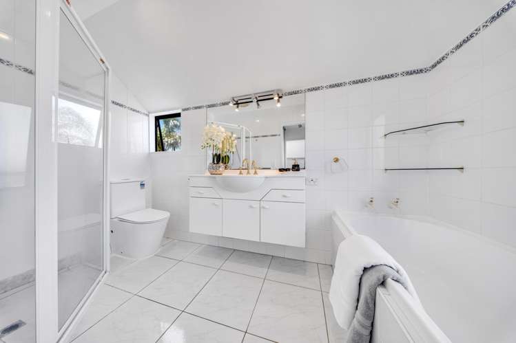 2/17 Lynton Road Bucklands Beach_18