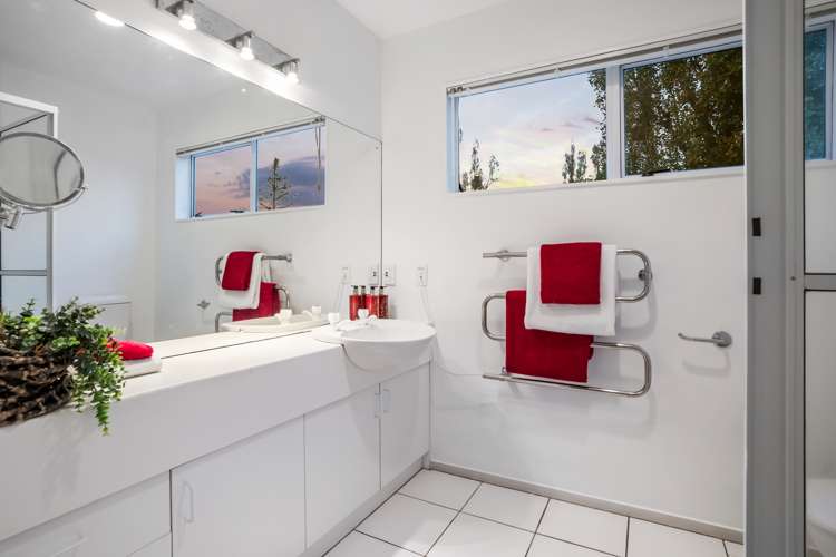 10/17 Chatfield Place Remuera_14