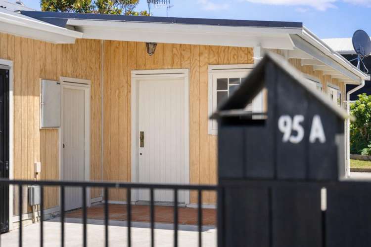 95A Manly Street Paraparaumu Beach_1