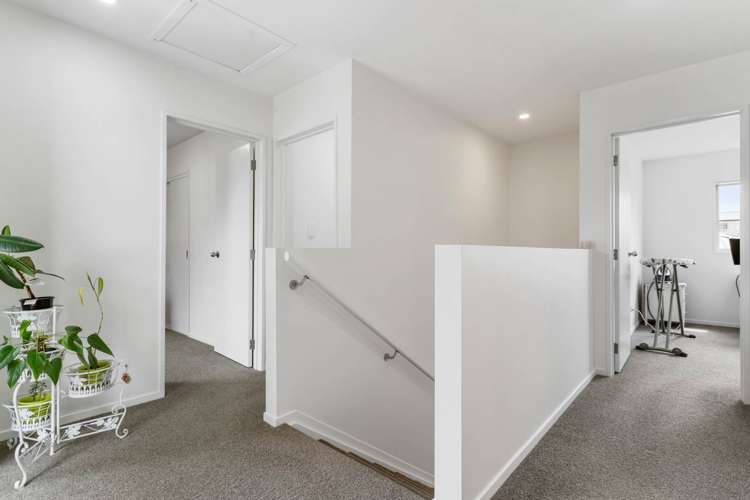 100B Point England Road Pt England_8