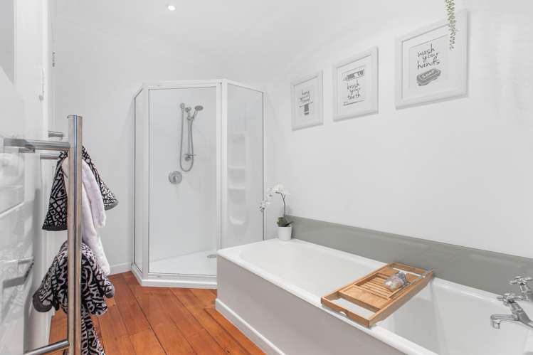 104 Titirangi Road New Lynn_8