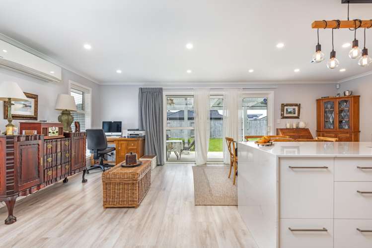 96 Johnstone Drive Fitzherbert_2