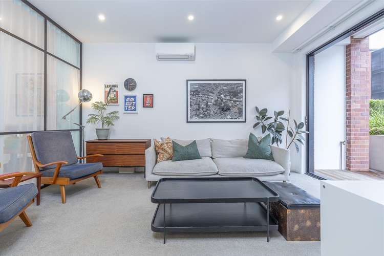 106/1817A Great North Road_2