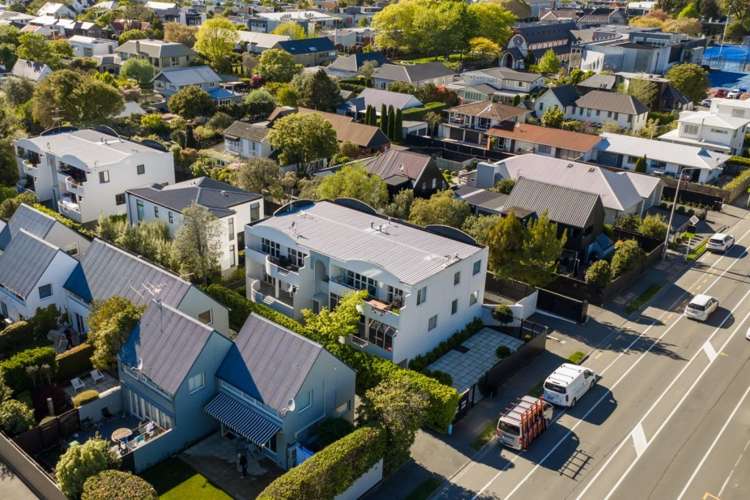 2/102 Rossall Street Merivale_17