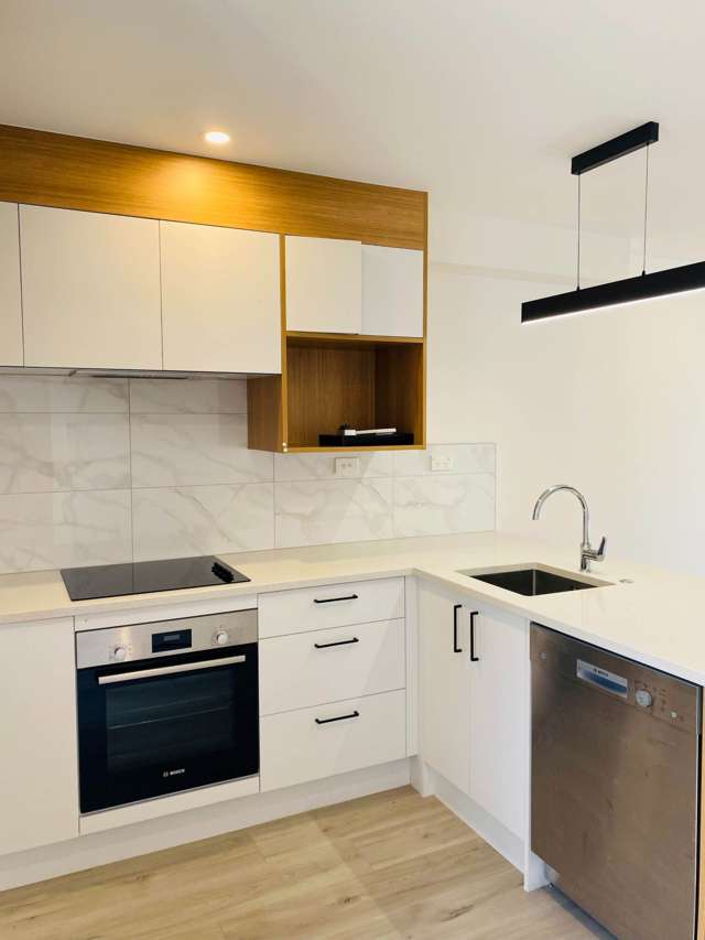 8/24 Tomo Street New Lynn_2