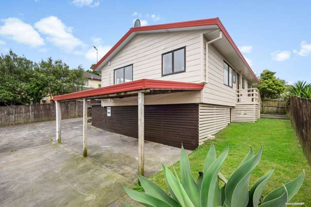 15a Gill Avenue Te Atatu Peninsula_1