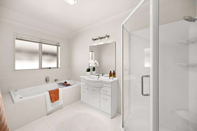 2 Roderick Place Rototuna_15