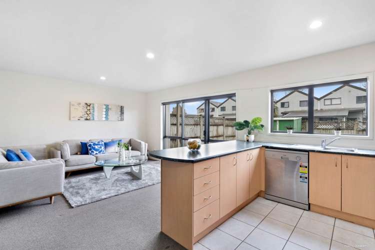 3/18 Yang Place Papakura_5