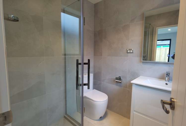 8 Waka Ama Road 1657_6