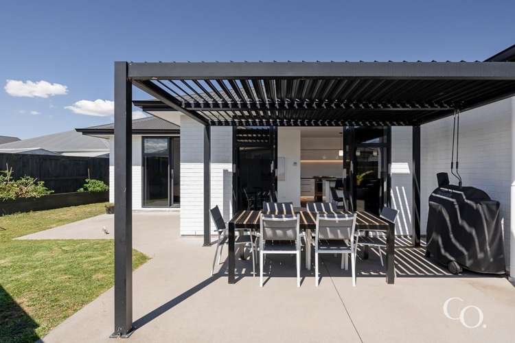 51 Kahuparere Crescent Pyes Pa_32