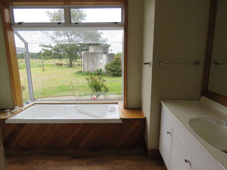 96 Holz Road Wyndham Surrounds_14