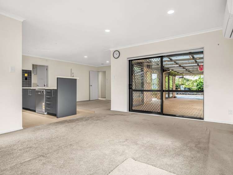 54 Magic Way Randwick Park_2