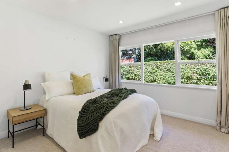 5B Crescent Road Epsom_11