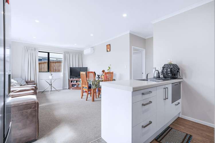 2/7 Corrin Street Melville_5