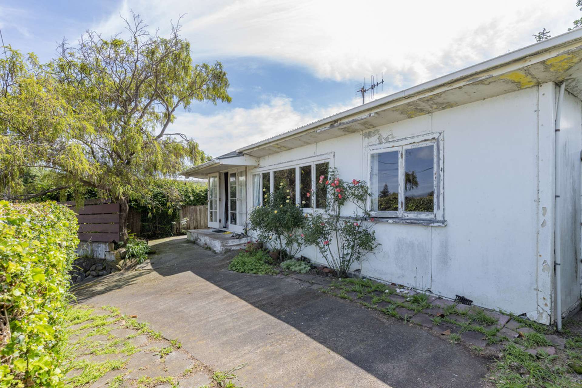 22 Wharemauku Road Raumati Beach_0